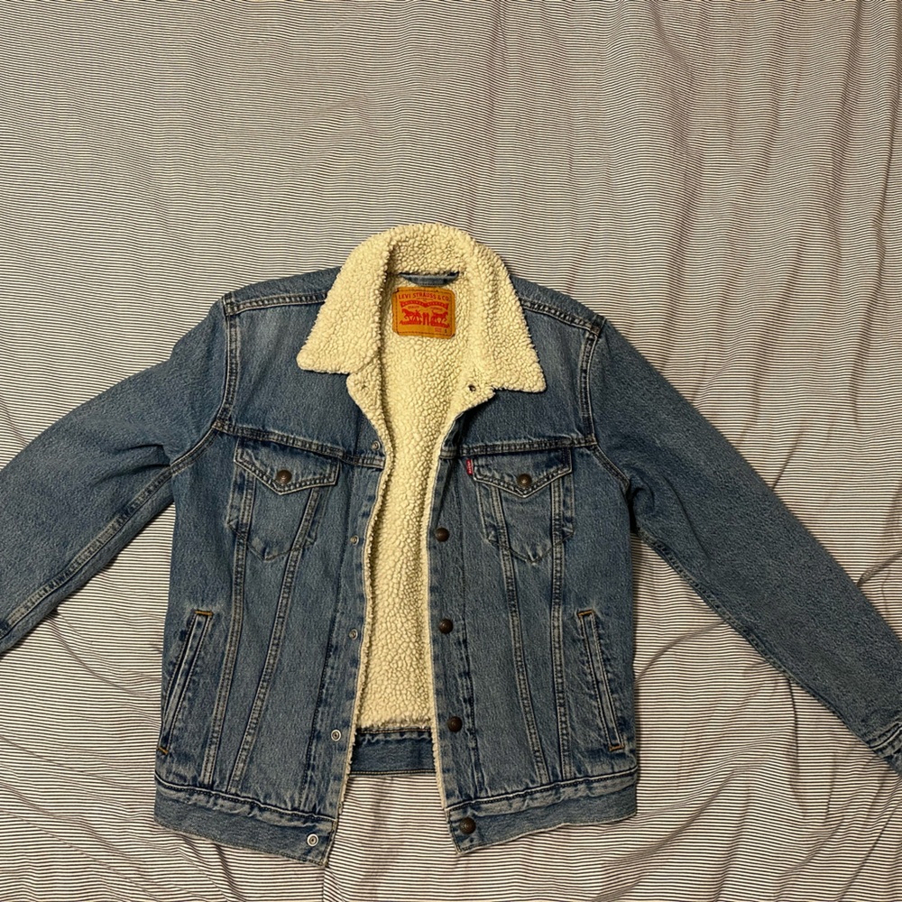 Levi's Denim Jacket with Cream Sherpa Lining